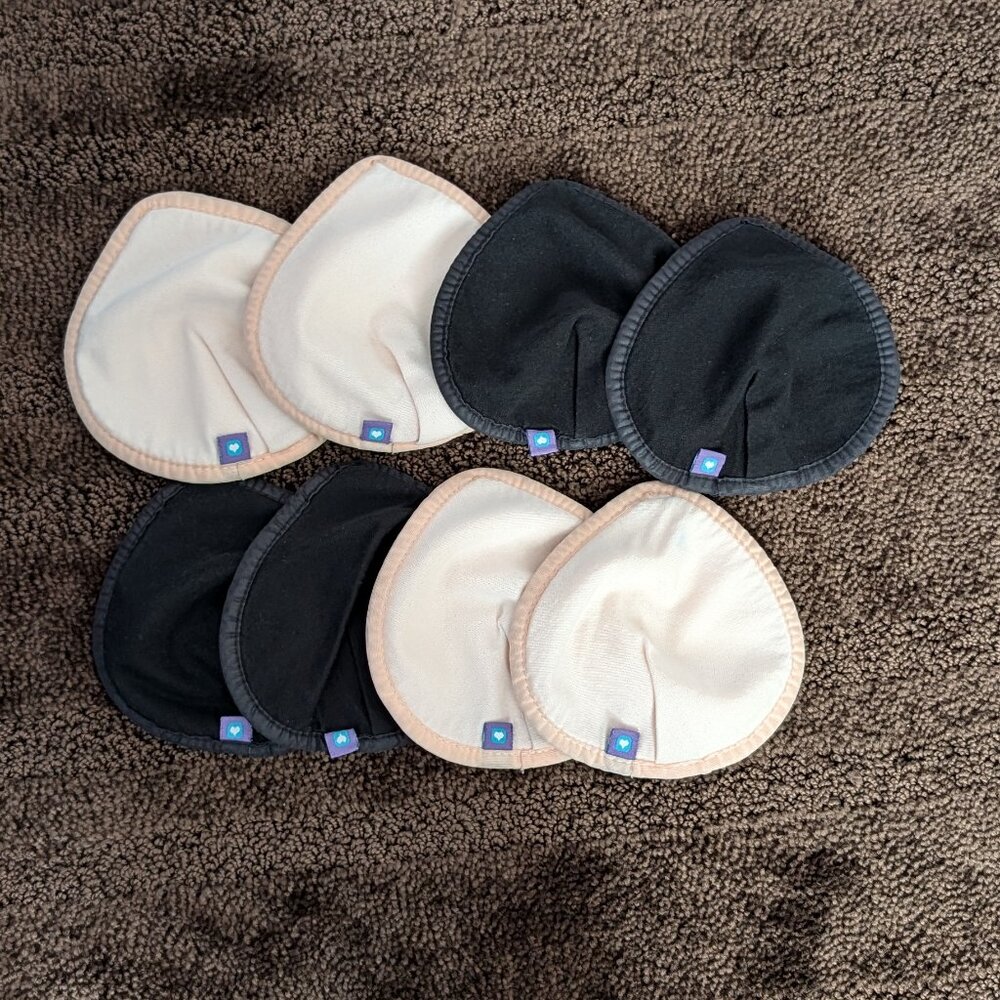 Lansinoh reusable nursing pads